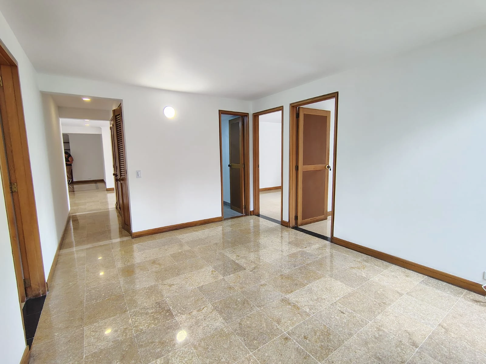 Apartamento en arriendo sector Milla de Oro