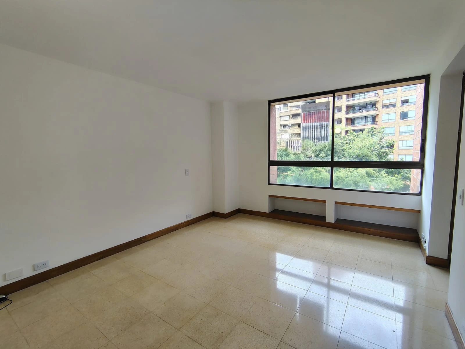 Apartamento en arriendo sector Milla de Oro