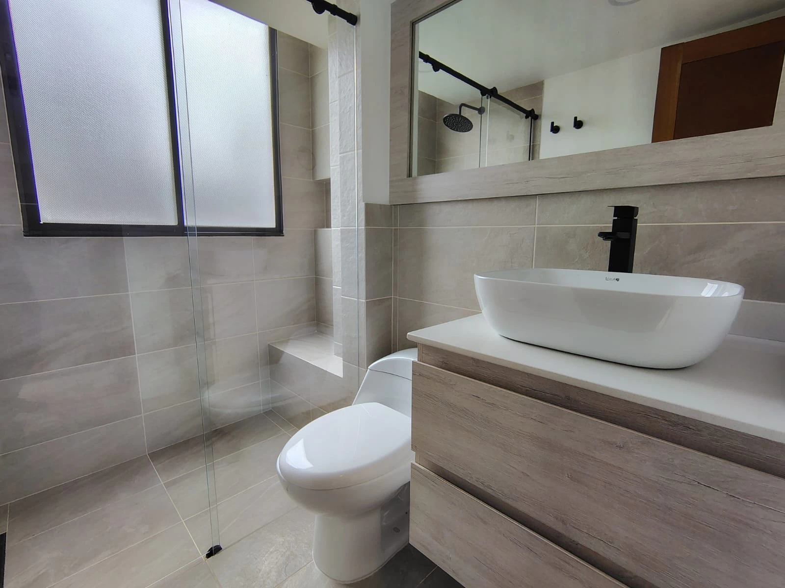 Apartamento en arriendo sector Milla de Oro