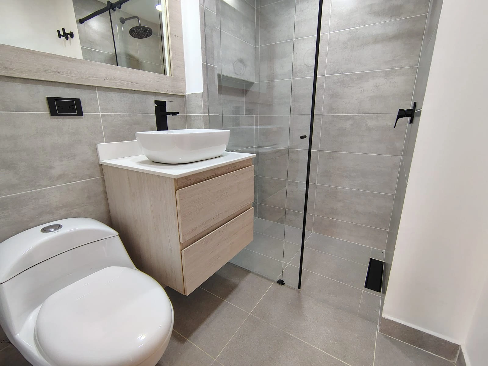 Apartamento en arriendo sector Milla de Oro