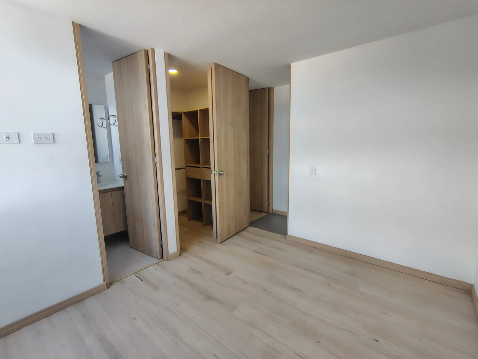Apartamento en arriendo sector Santafé 