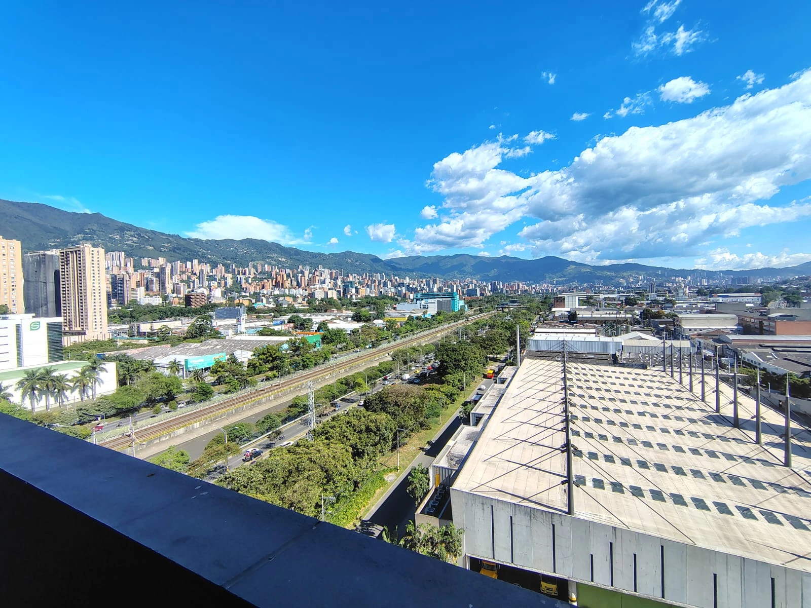 Apartamento en arriendo sector Santafé 