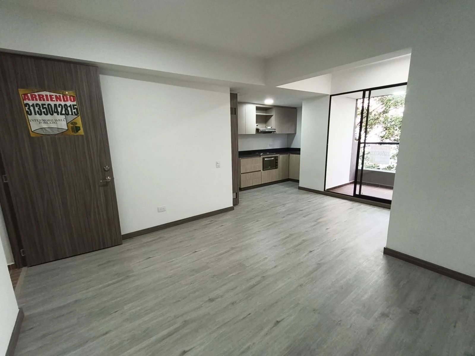 Apartamento en arriendo sector Via las  Palmas, Bosque Santo