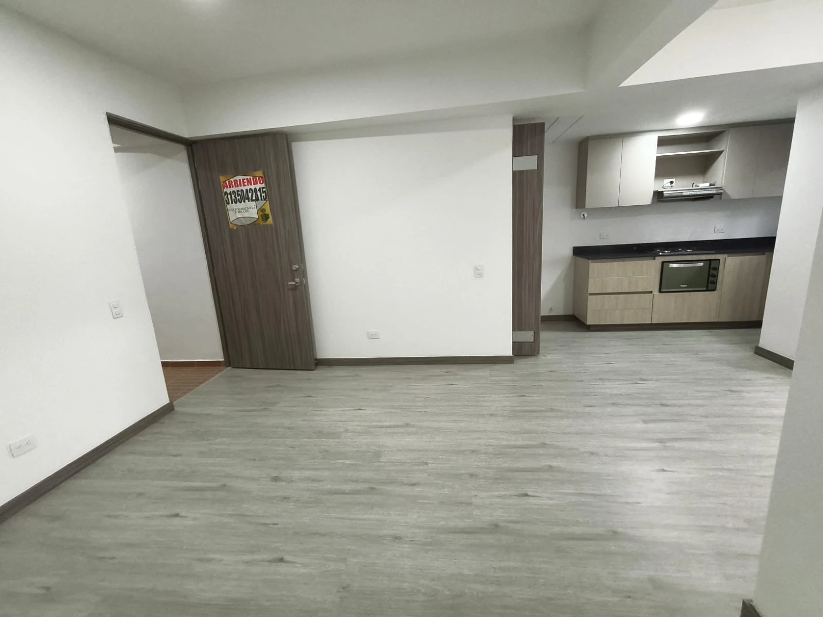 Apartamento en arriendo sector Via las  Palmas, Bosque Santo