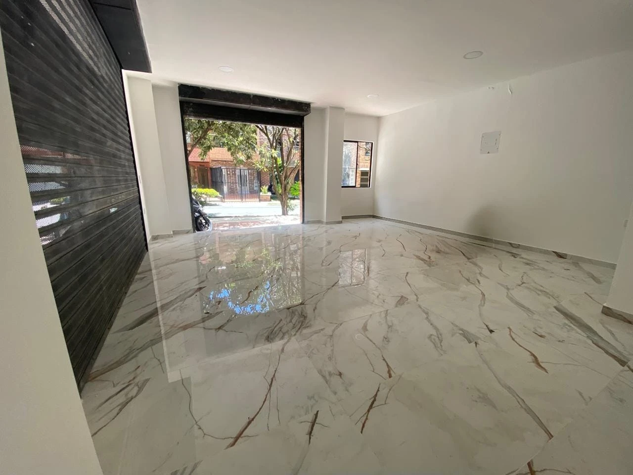 Arriendo Local en Envigado Sector el Dorado