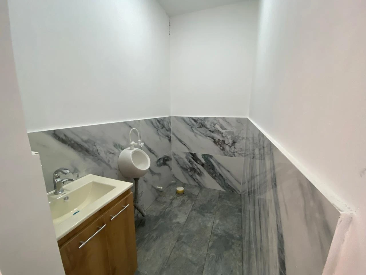 Arriendo Local en Envigado Sector el Dorado