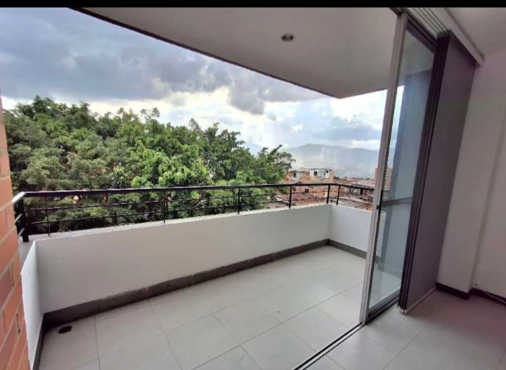 Arriendo Apartamento en el Poblado Sector Patio Bonito
