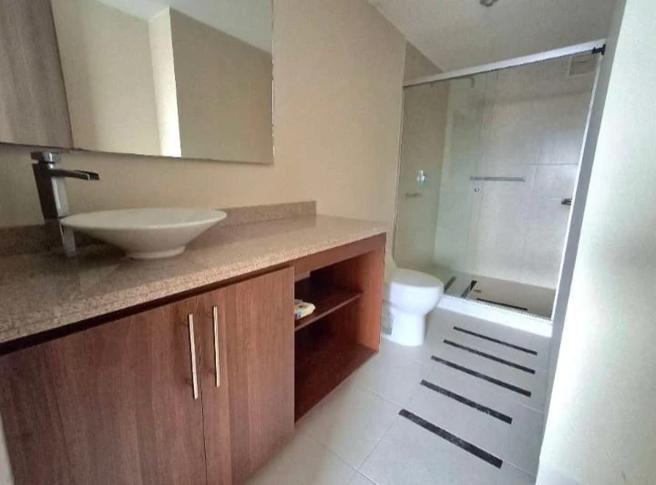 Arriendo Apartamento en el Poblado Sector Patio Bonito
