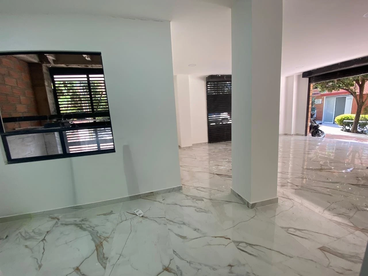 Vendo Local en Envigado Sector el Dorado