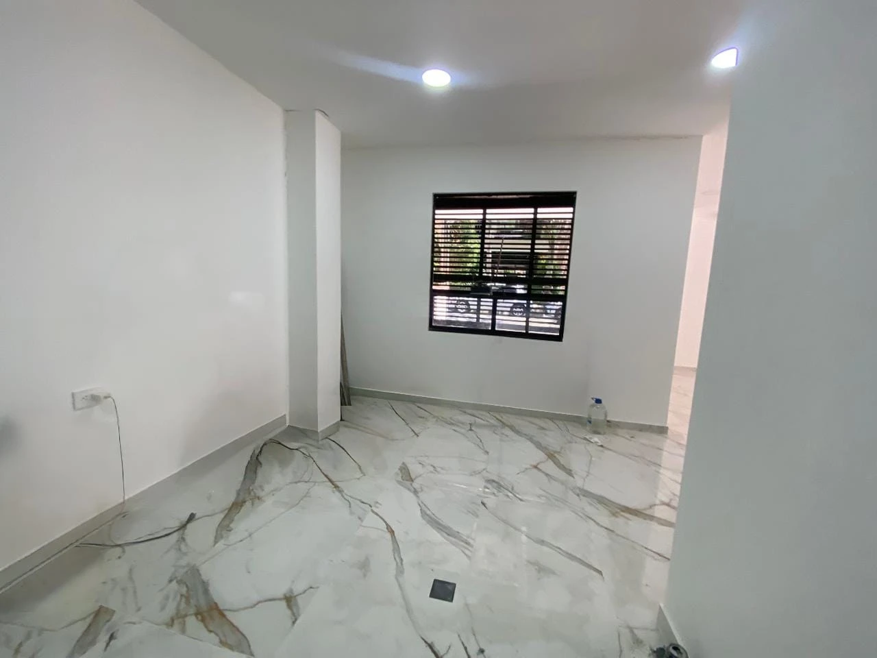 Vendo Local en Envigado Sector el Dorado