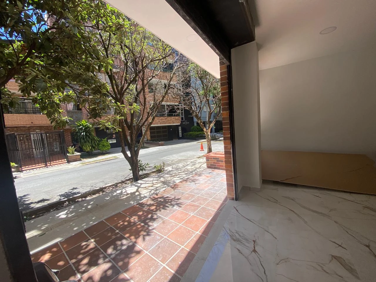 Vendo Local en Envigado Sector el Dorado