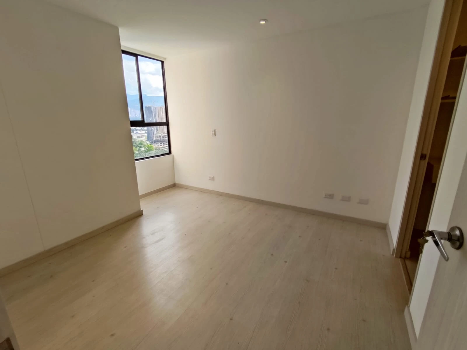 Apartamento en Arriendo Sector Loma de la Vida Medellin (Ant)