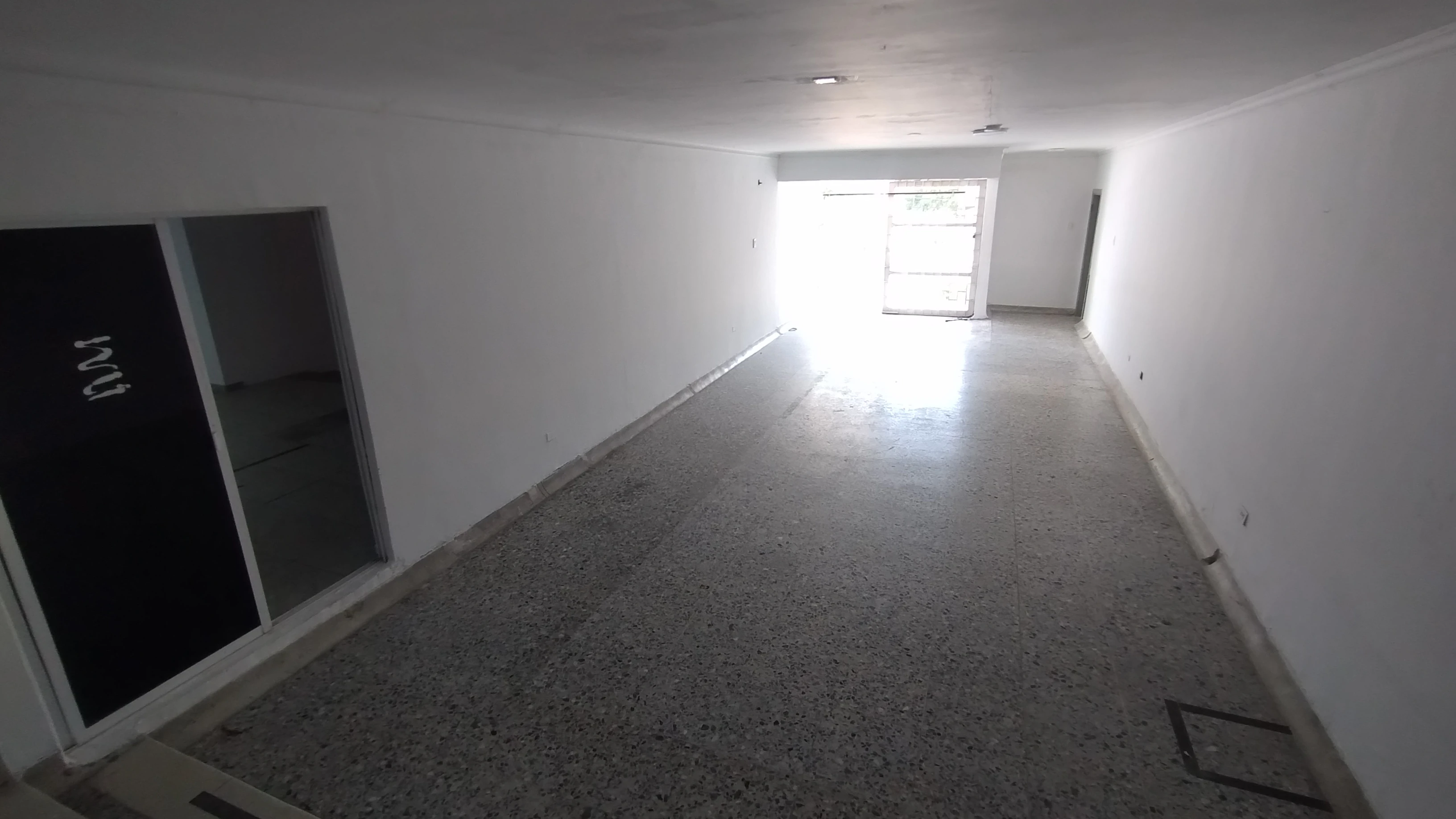 CASA COMERCIAL EN CIUDAD JARDIN