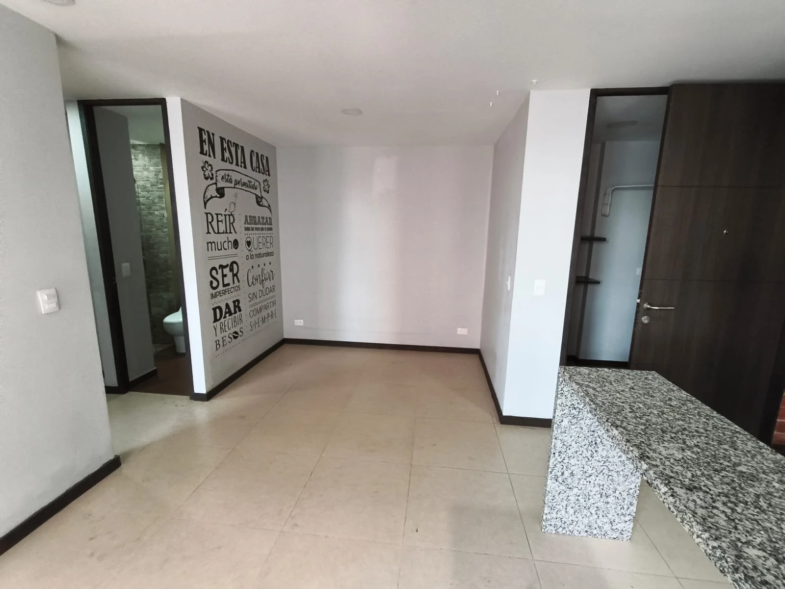 Apartamento en arriendo sector superior padre Marianito