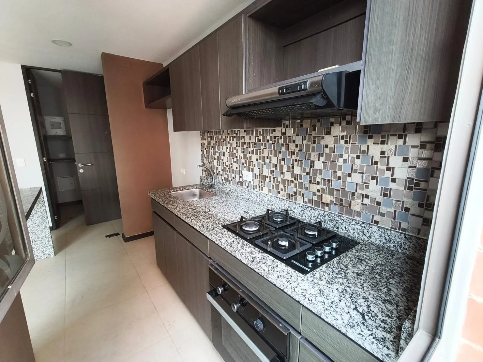 Apartamento en arriendo sector superior padre Marianito