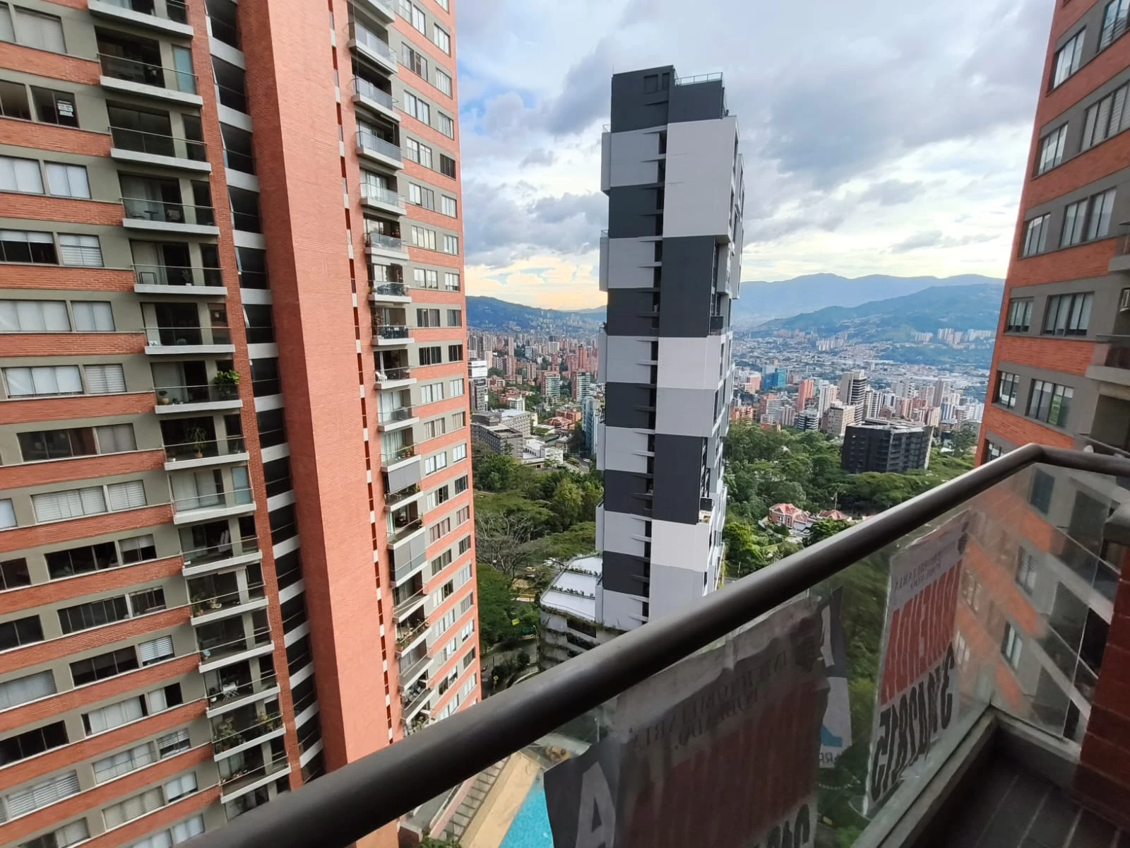 Apartamento en arriendo sector superior padre Marianito