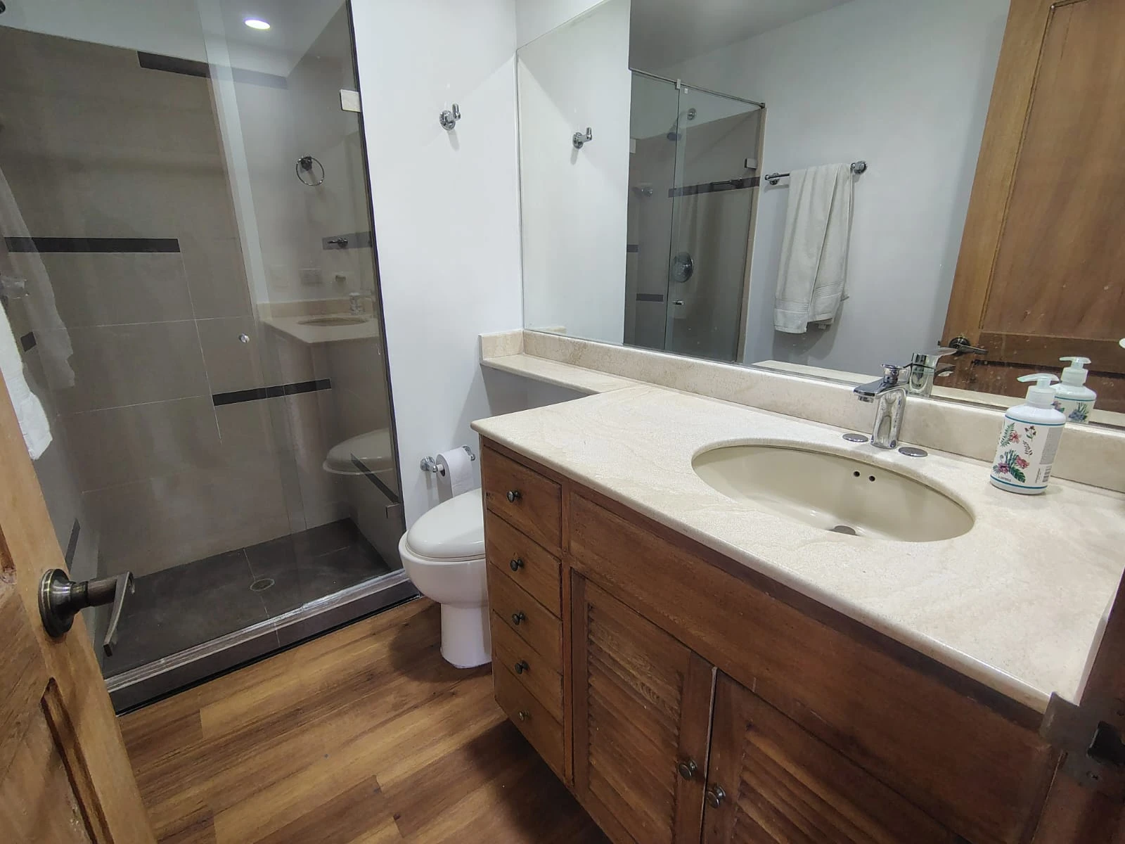 Apartamento en arriendo sector Milla de Oro
