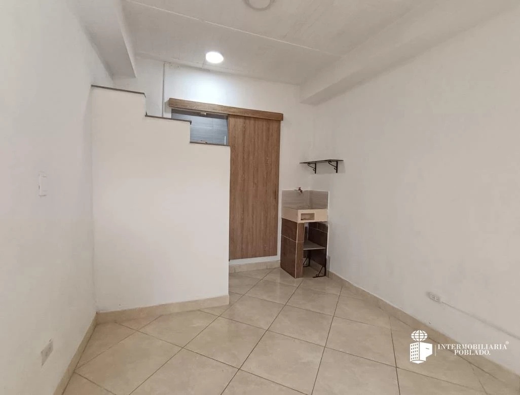 Apartaestudio en Arriendo La Milagrosa Medellin