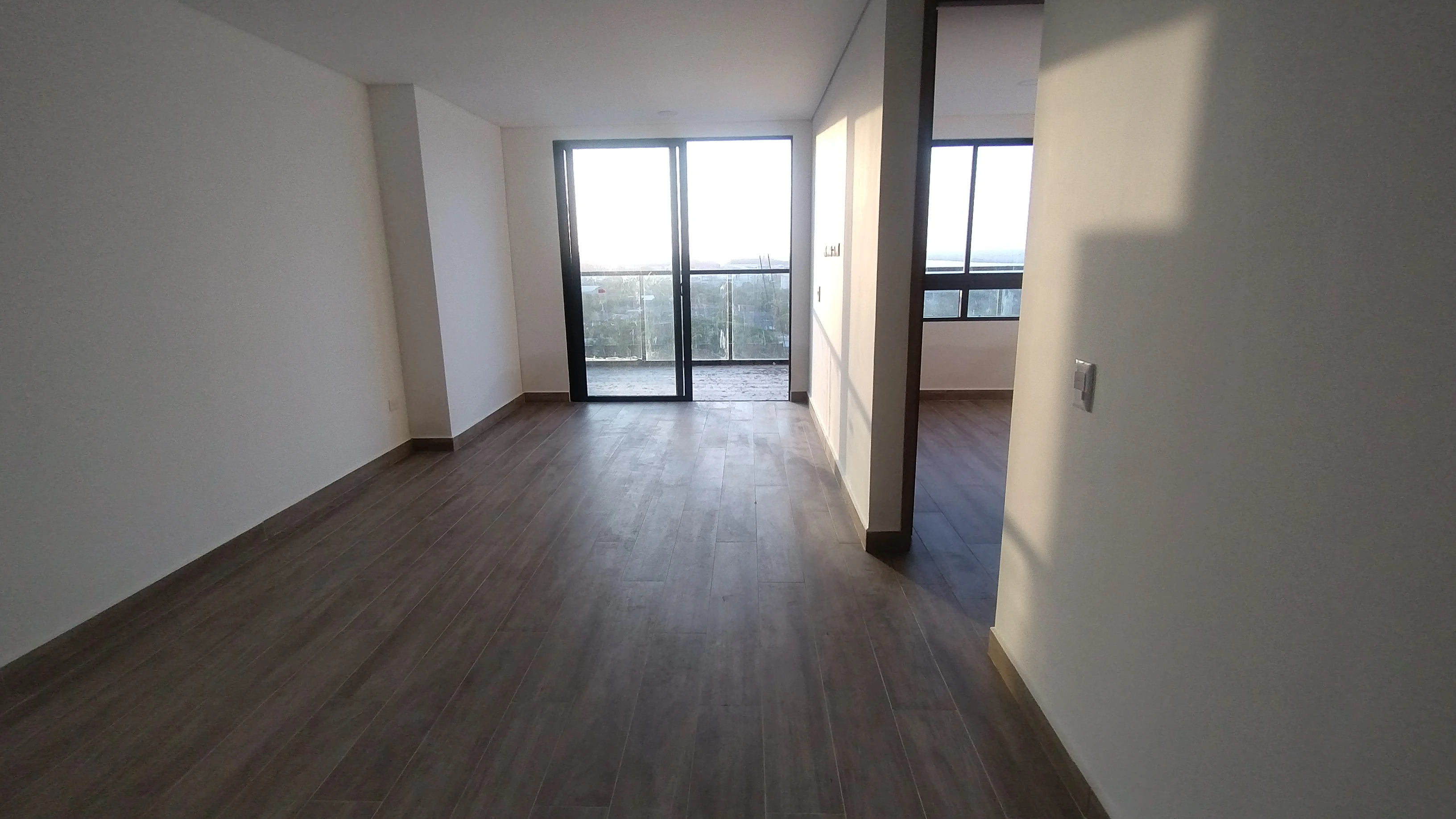 APARTAMENTO PARA ESTRENAR EN EL MALECÓN DEL RÍO 