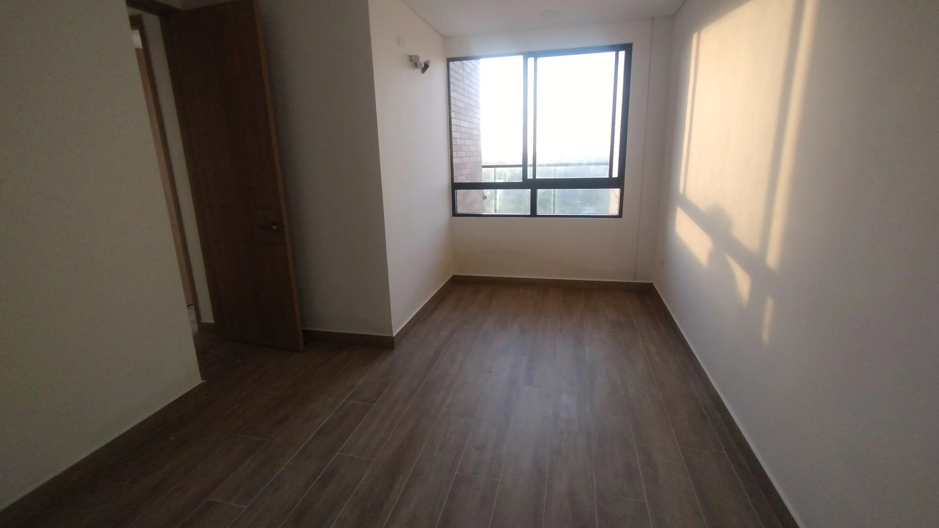 APARTAMENTO PARA ESTRENAR EN EL MALECÓN DEL RÍO 
