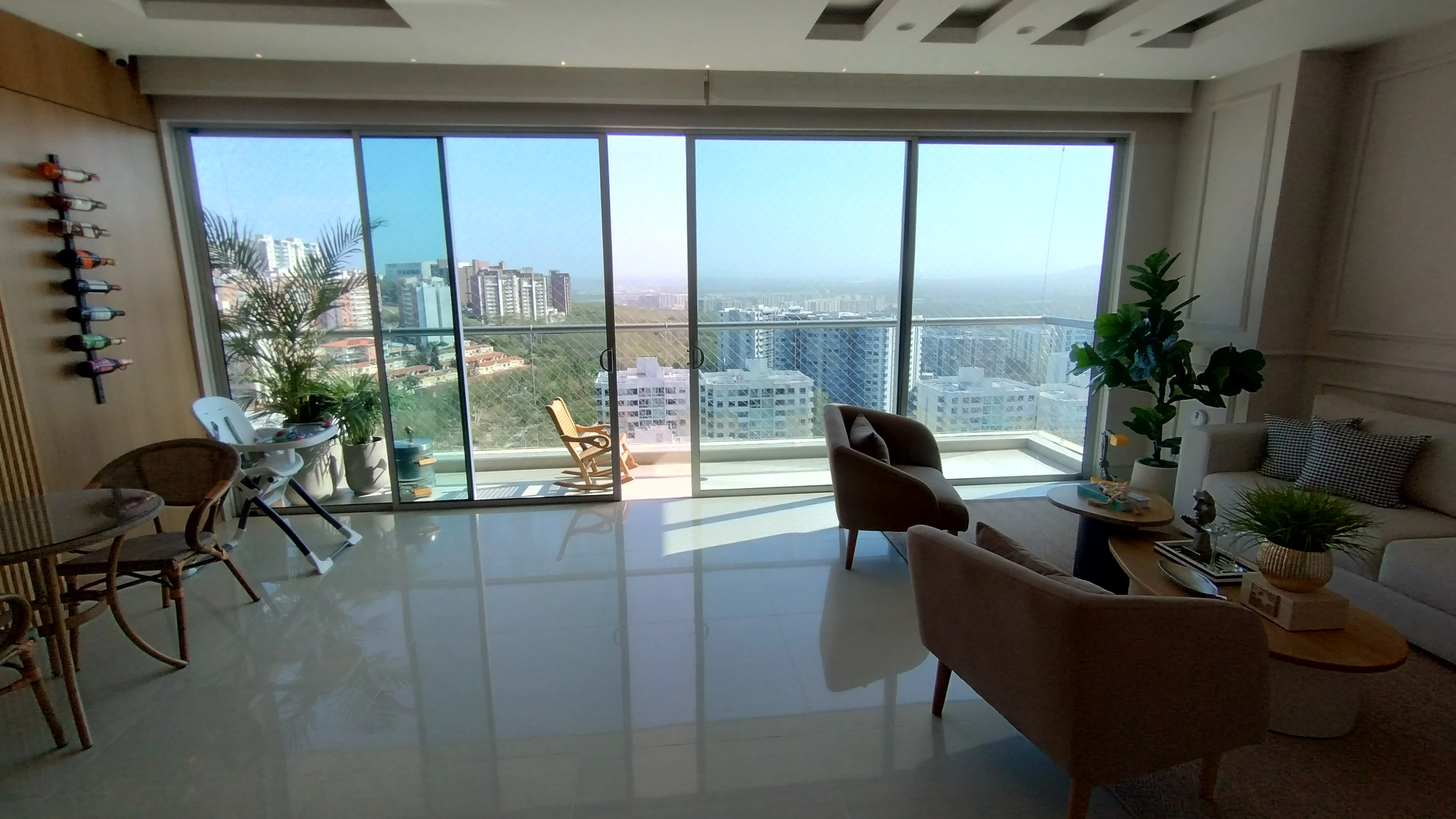 LUJOSO APARTAMENTO EN VILLA SANTOS PARA LA VENTA.