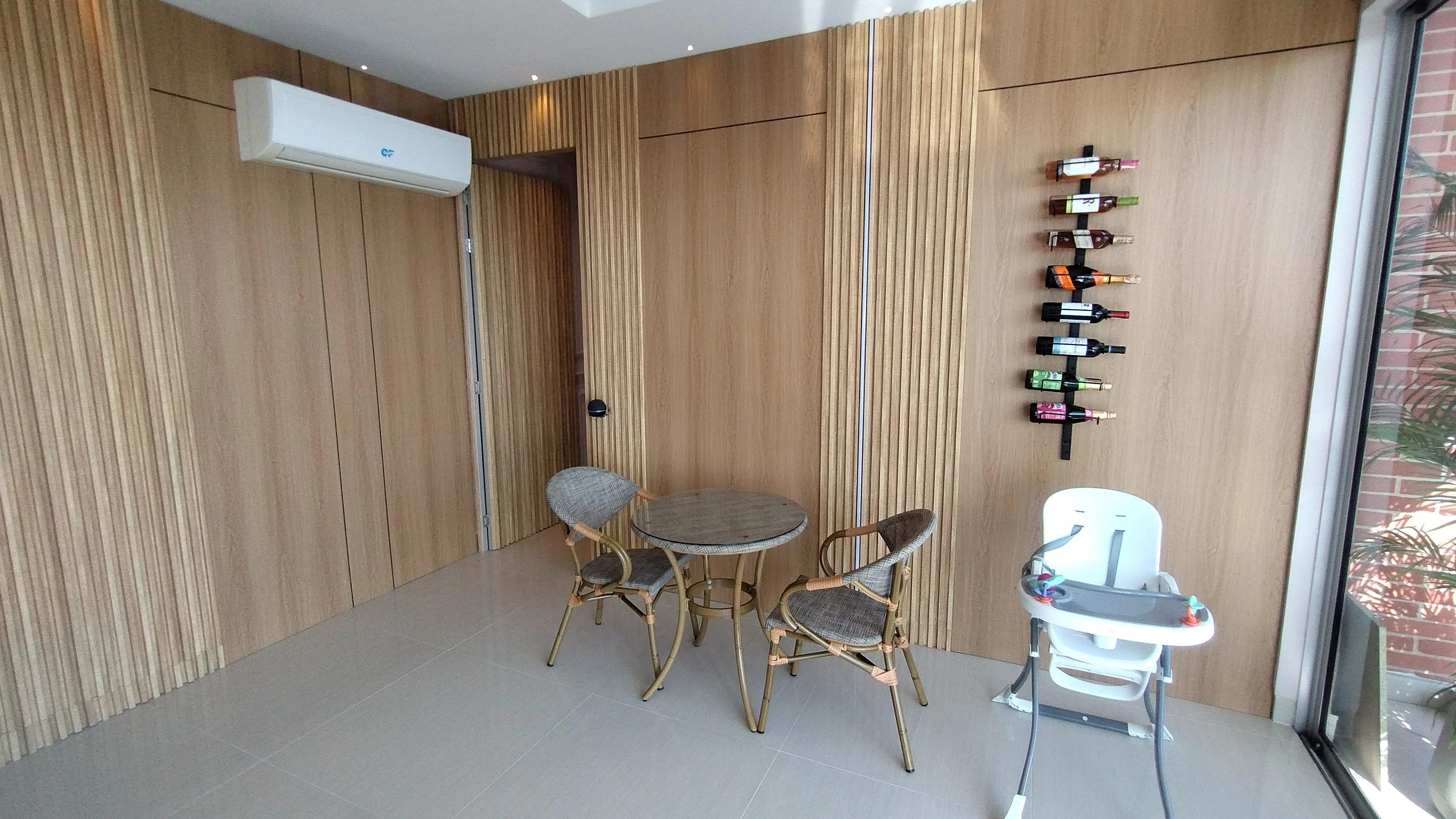 LUJOSO APARTAMENTO EN VILLA SANTOS PARA LA VENTA.