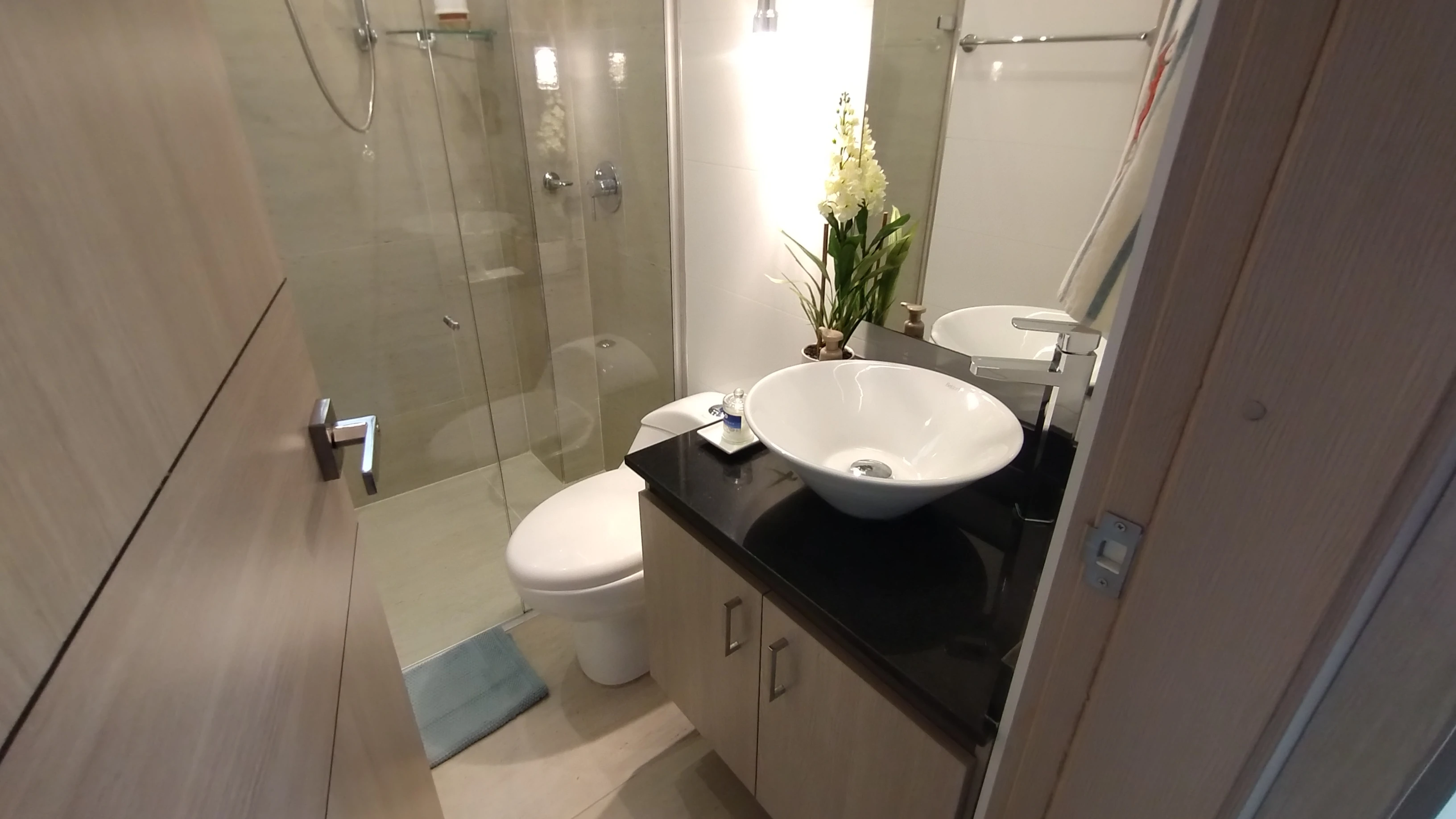 LUJOSO APARTAMENTO EN VILLA SANTOS PARA LA VENTA.