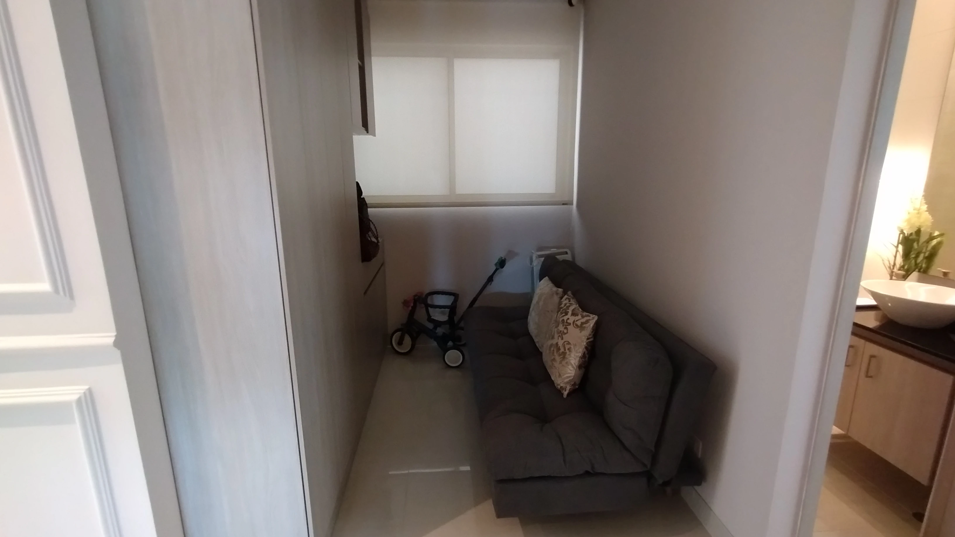 LUJOSO APARTAMENTO EN VILLA SANTOS PARA LA VENTA.