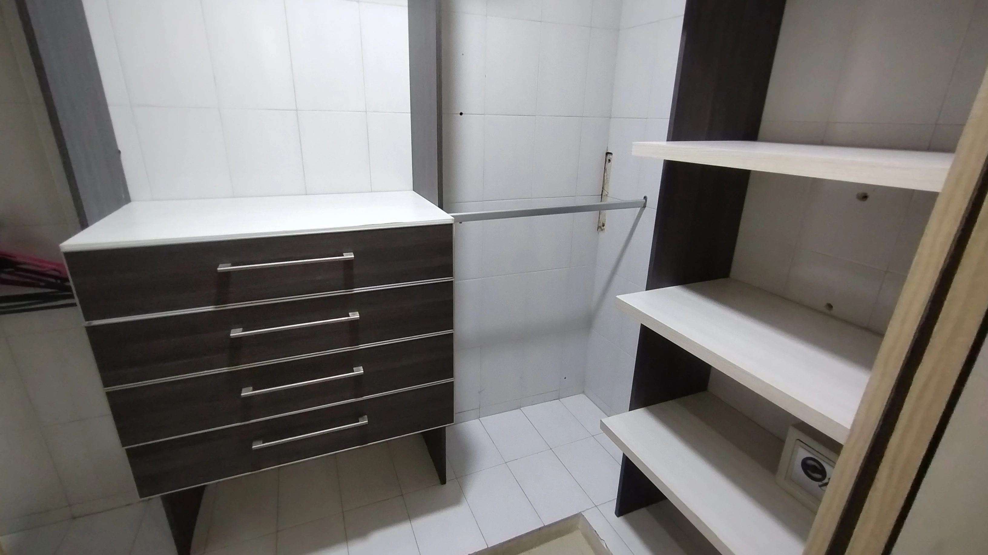 APARTAMENTO EN ARRIENDO AMOBLADO EN RIOMAR 