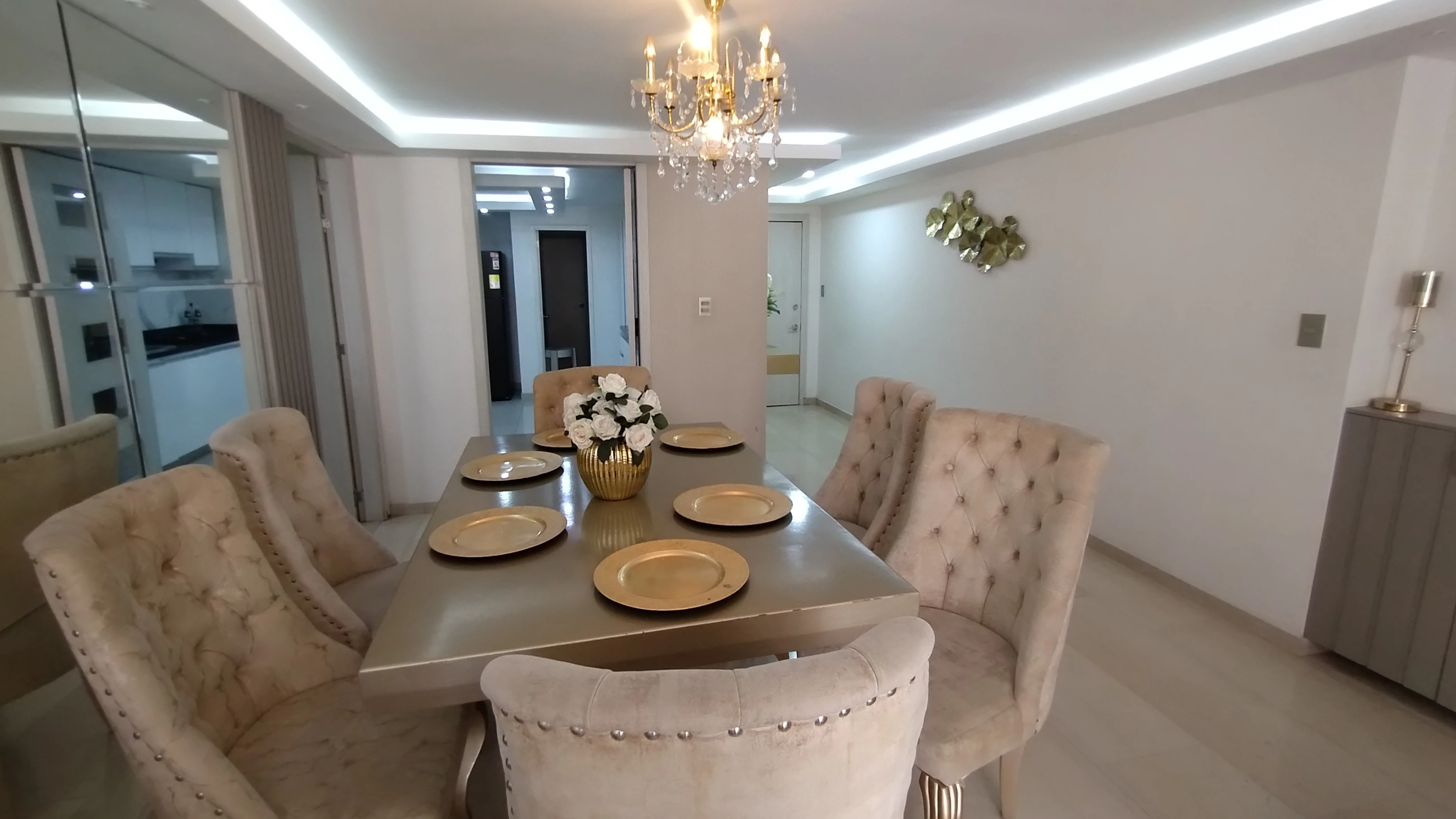 APARTAMENTO EN ARRIENDO AMOBLADO EN RIOMAR 