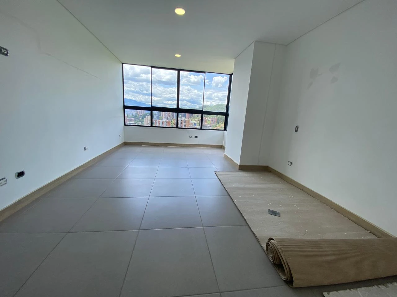 Arriendo Apartamento en el Poblado en el Tesoro