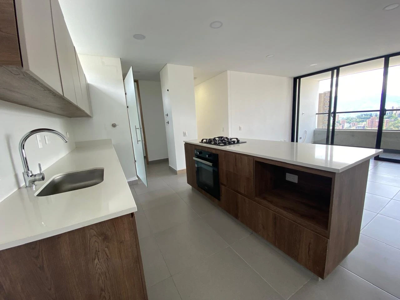 Arriendo Apartamento en el Poblado en el Tesoro