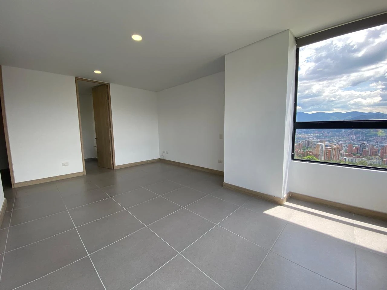 Arriendo Apartamento en el Poblado en el Tesoro