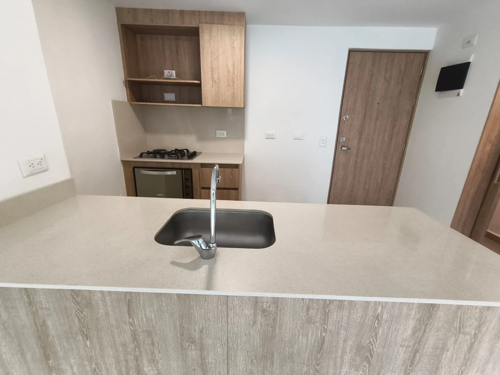 Apartamento en arriendo sector loma del Chingui, Ecoparque el salado 