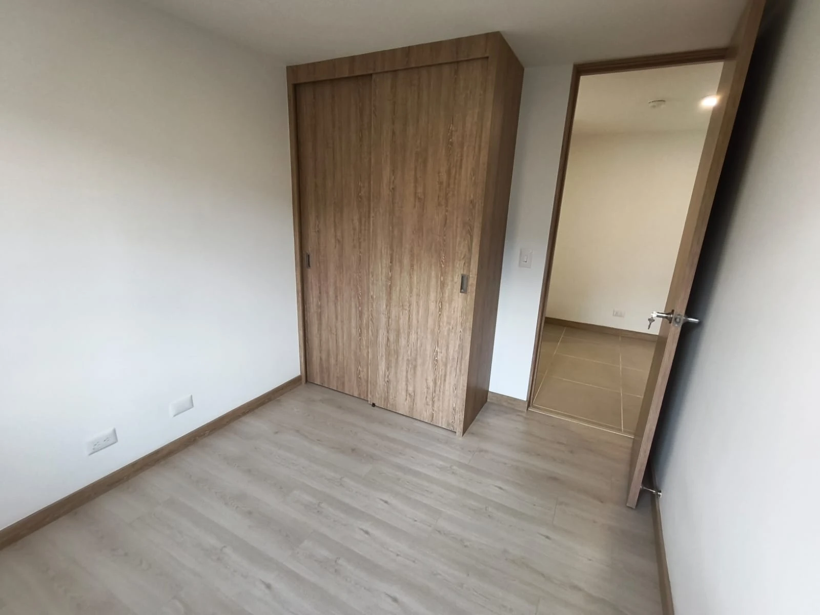 Apartamento en arriendo sector loma del Chingui, Ecoparque el salado 