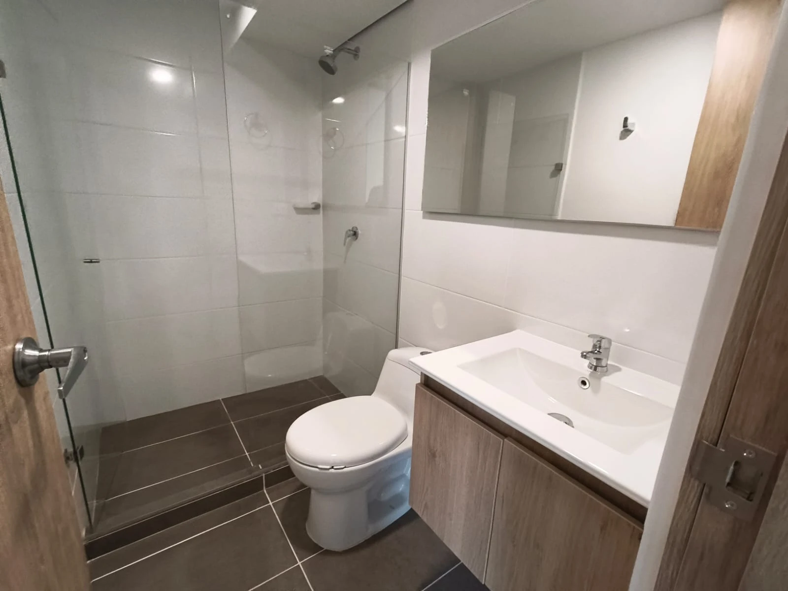 Apartamento en arriendo sector loma del Chingui, Ecoparque el salado 