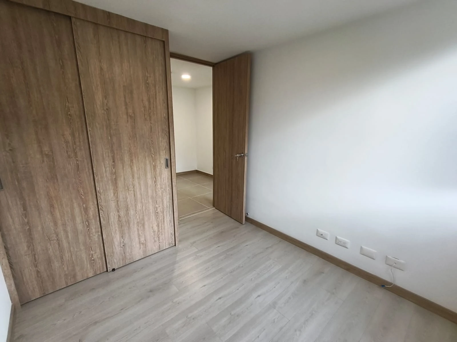 Apartamento en arriendo sector loma del Chingui, Ecoparque el salado 