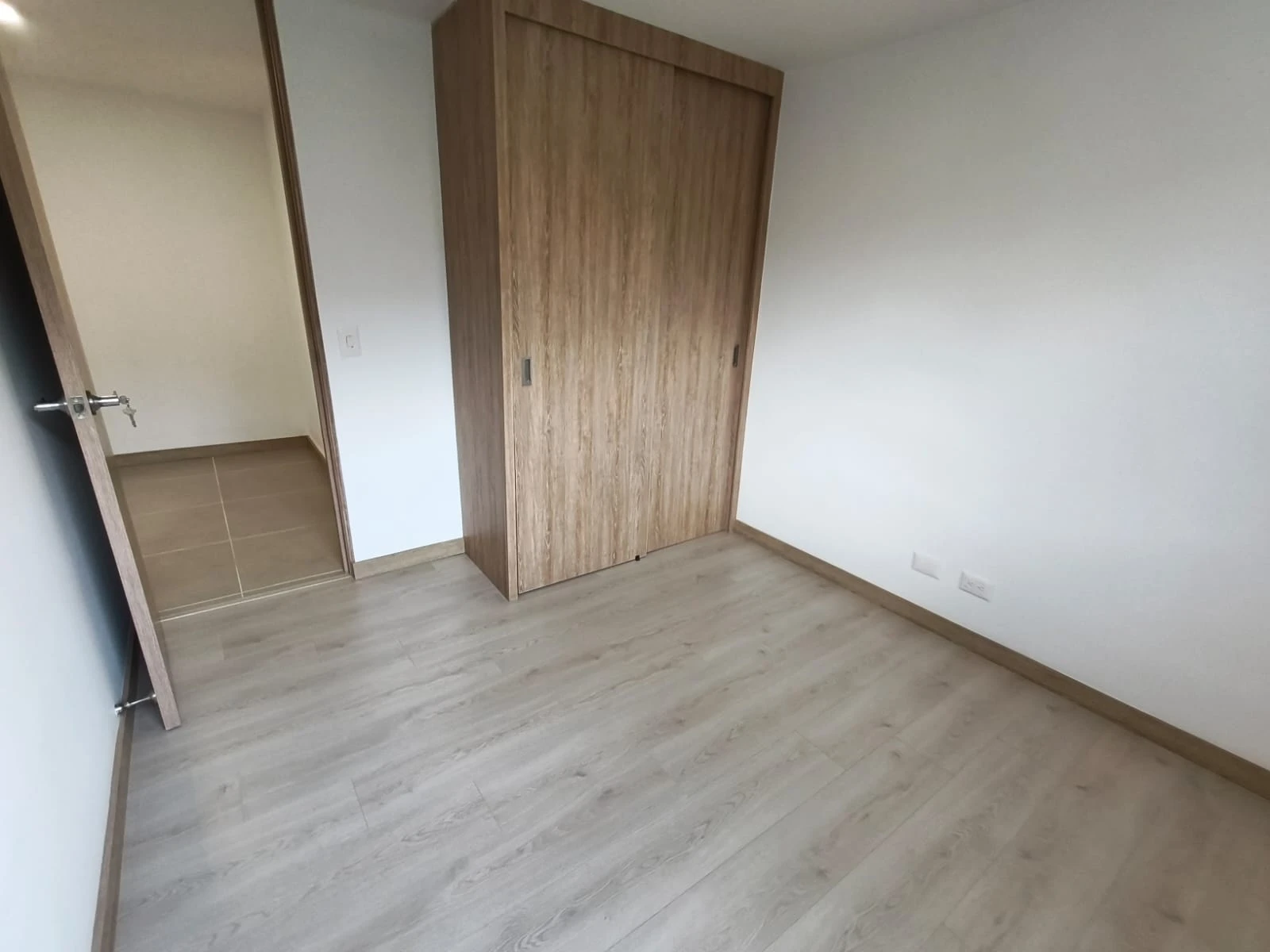 Apartamento en arriendo sector loma del Chingui, Ecoparque el salado 
