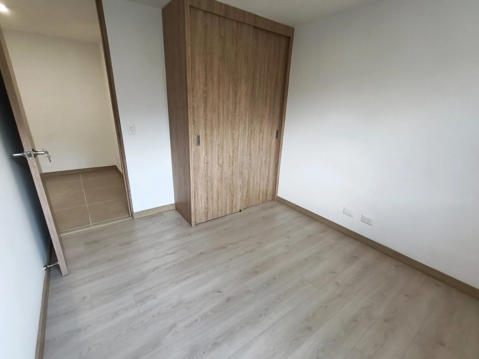 Apartamento en arriendo sector loma del Chingui, Ecoparque el salado 