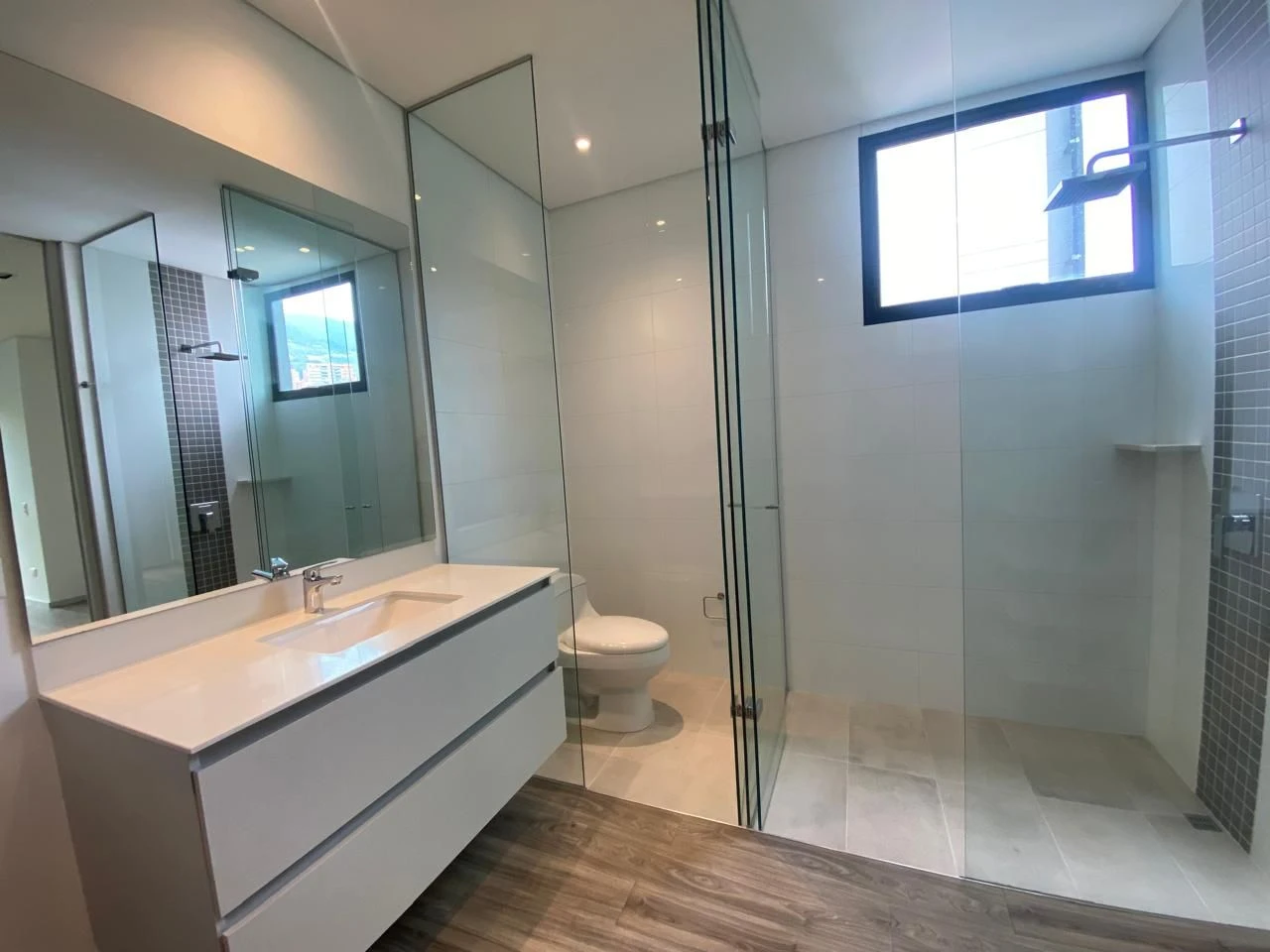 Arriendo Apartamento en el poblado los Balsos