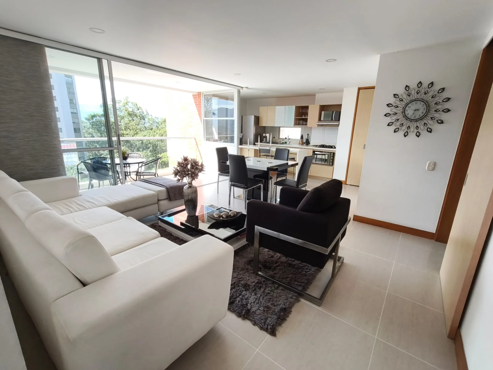Apartamento Amoblado en Arriendo  Loma del Esmeraldal