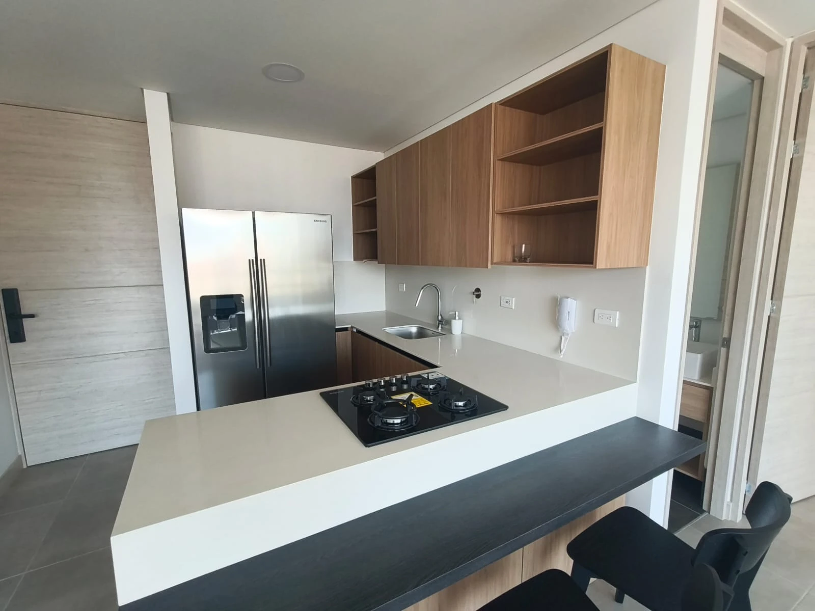 Aparta Estudio en Arriendo sector Transversal Superior