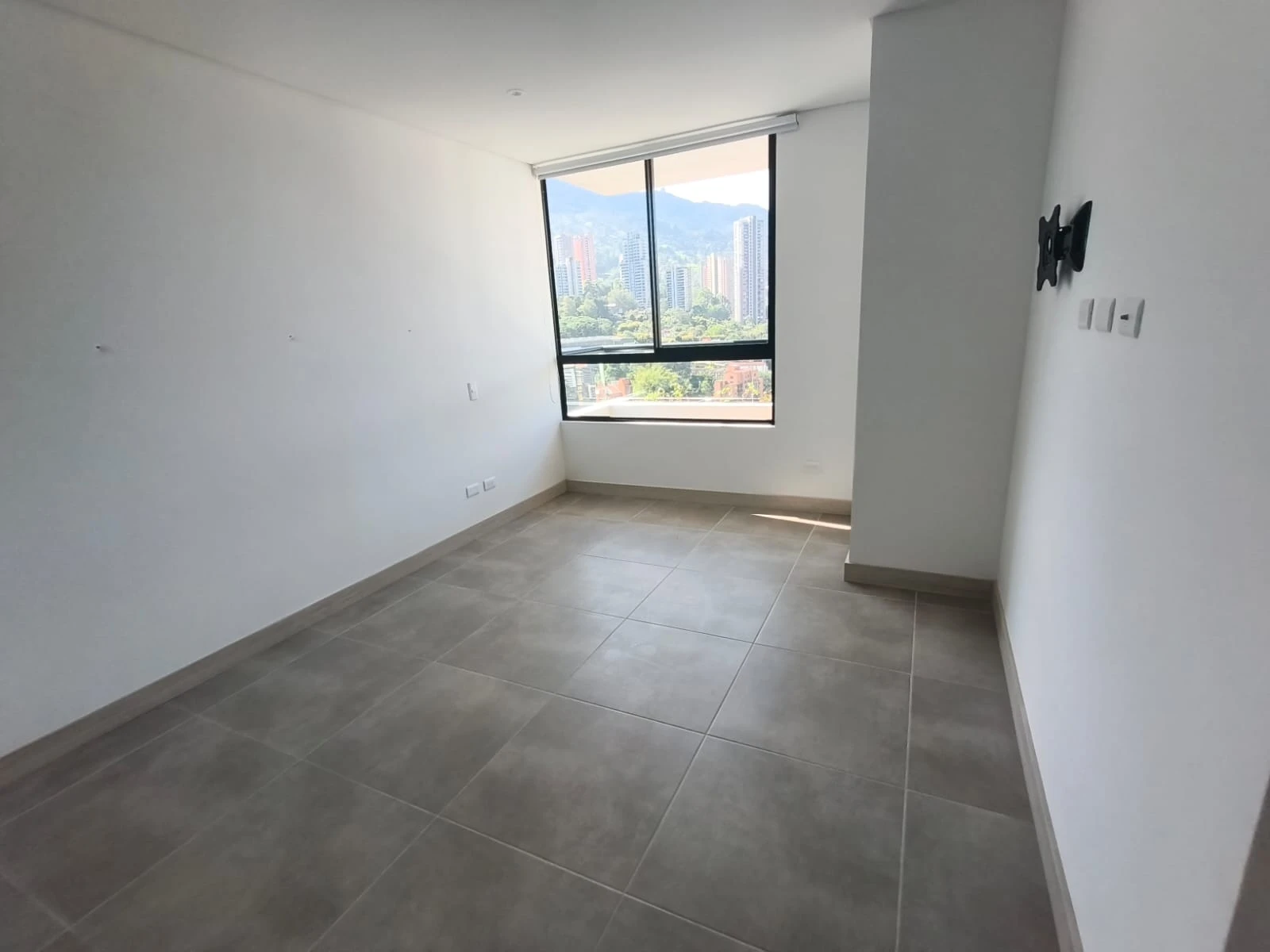 Aparta Estudio en Arriendo sector Transversal Superior