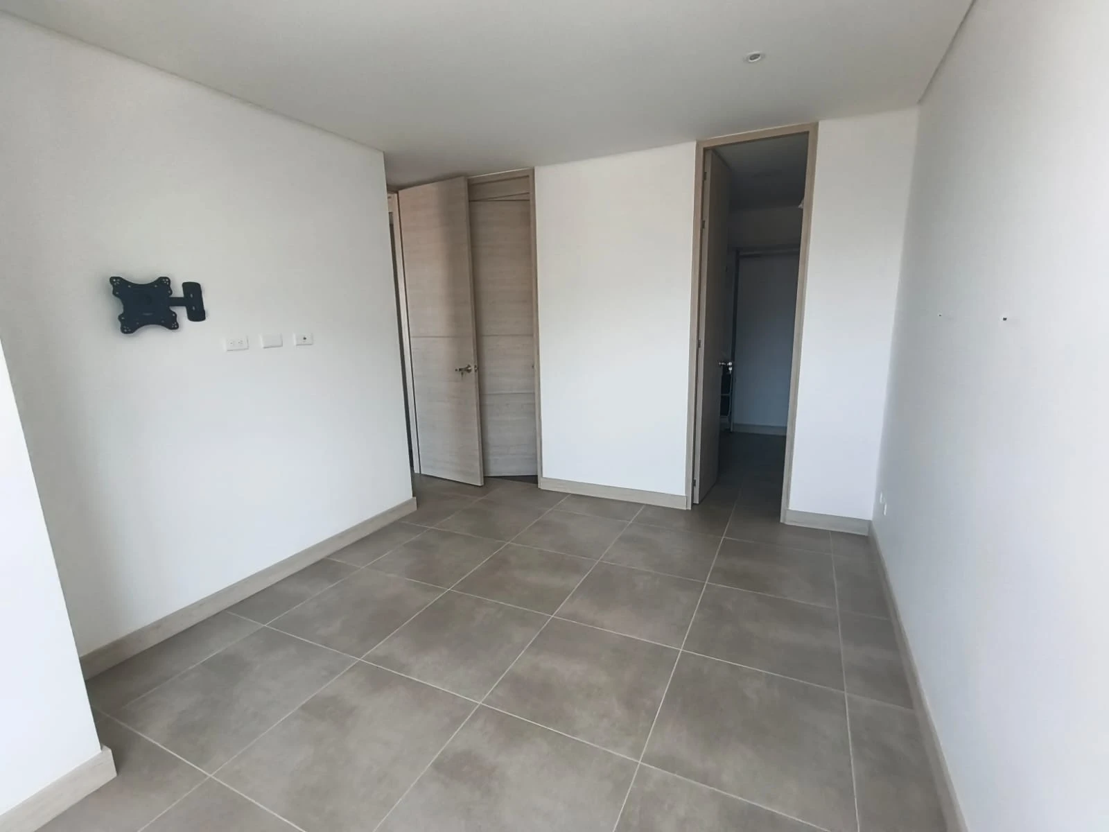 Aparta Estudio en Arriendo sector Transversal Superior