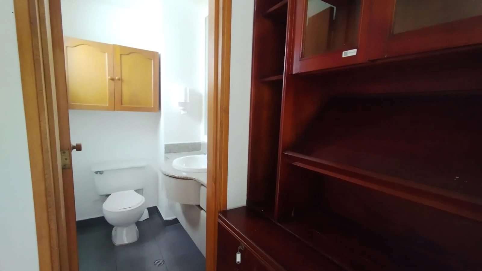 Consultorio En Venta En La Clinica Las Americas