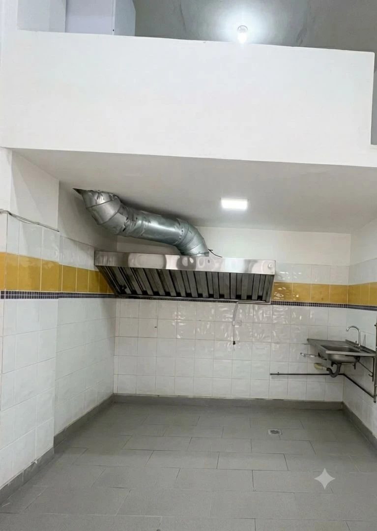 Local en venta al lado de la Estación Madera