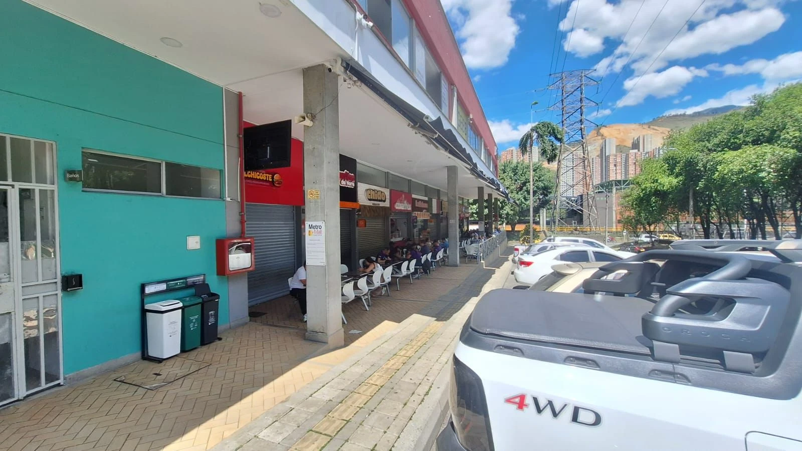 Local en venta al lado de la Estación Madera