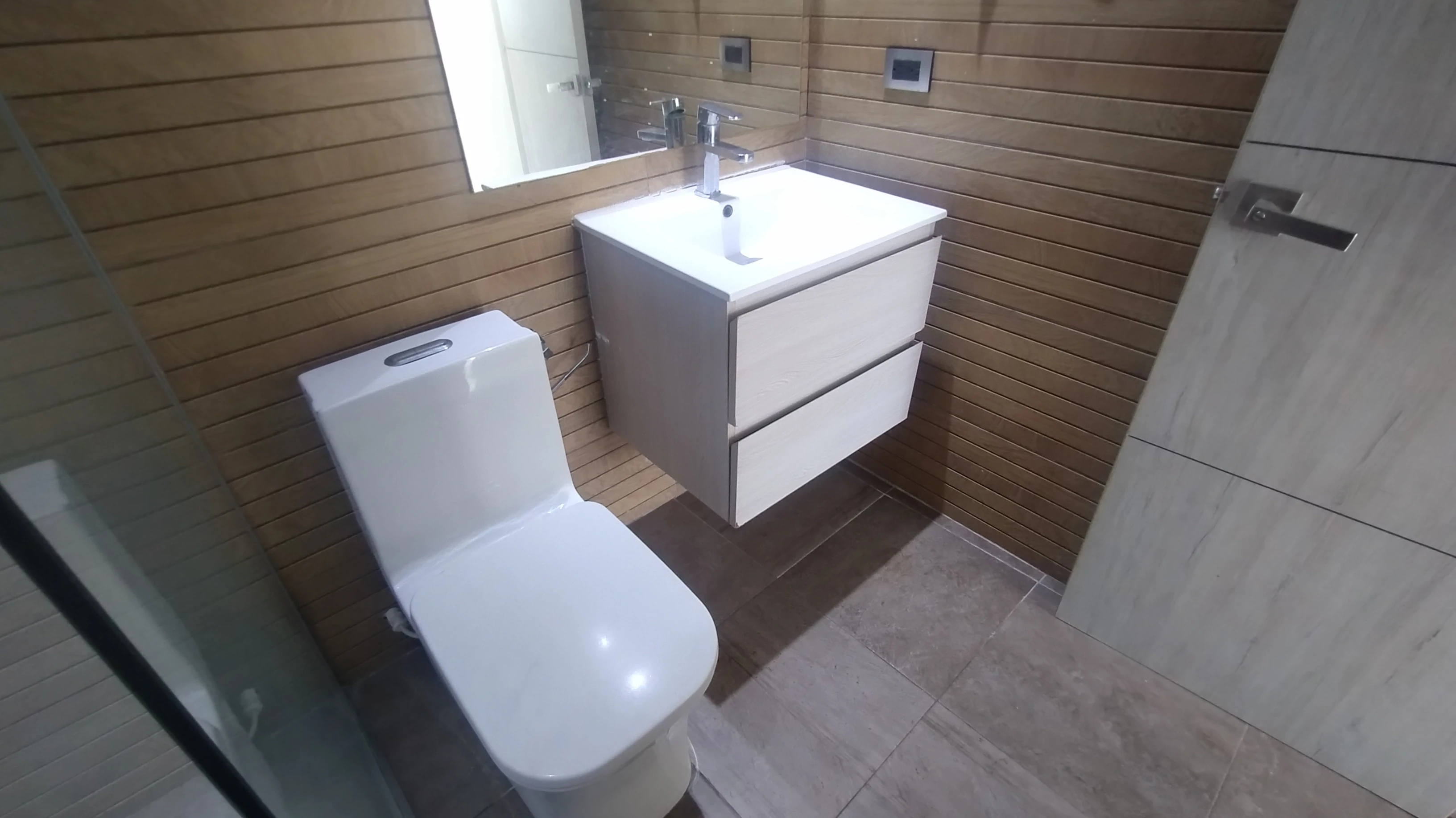 LUJOSO APARTAESTUDIO PARA LA VENTA EN VILLA SANTOS 