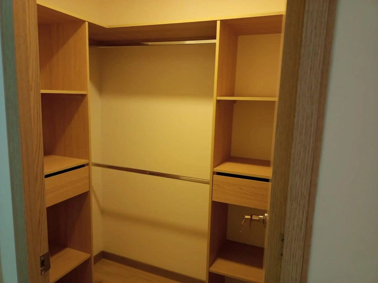 Aparta Estudio en Arriendo sector Santa Fe al frente de Ciudad del Rio