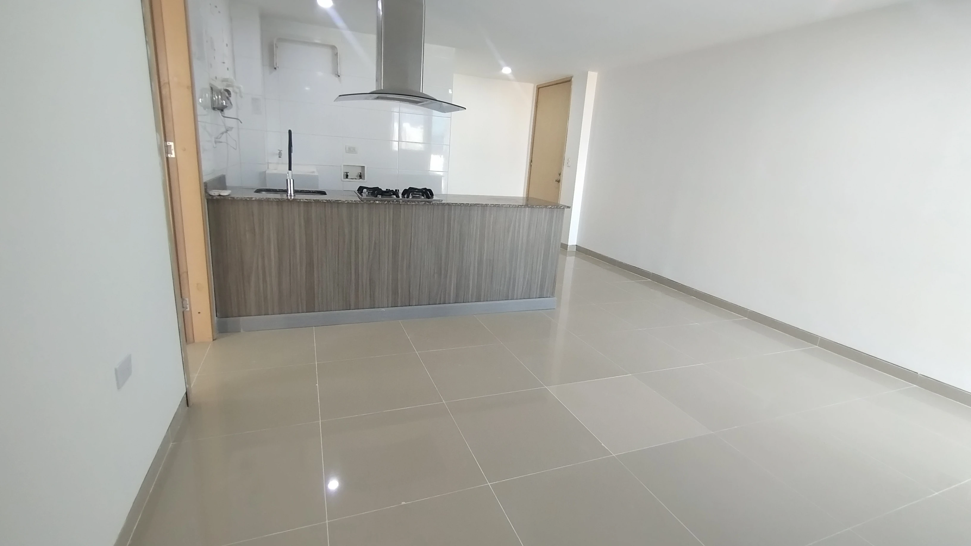 APARTAESTUDIO EN ARRIENDO EN SAN VICENTE - BARRANQUILLA